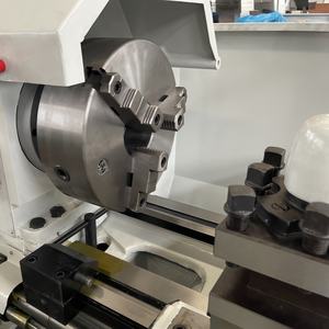 Tour à métaux conventionnel à banc horizontal à grande ouverture CA6150 de haute précision pour charges moyennes - Product Image 5