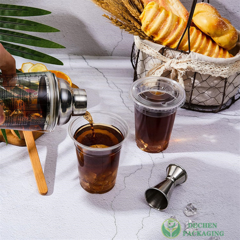 Gobelets en plastique de 16 oz avec couvercles pour café et bubble tea
