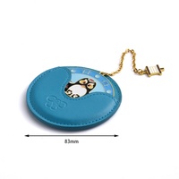 Porte-clés compact portable en émail souple de forme ronde avec logo personnalisé, motif aigle cerf-volant bleu, avec breloque et pochette bleue
