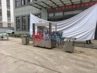 Machine de remplissage et de scellage automatique YB-QW2 pour aérosols de neige artificielle et serpentins de fête