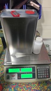 Akrilik 4 Liter dengan Satu Botol Bubuk Harga Pabrik untuk Bahan Prostetik Pembuatan Soket Prostetik - Product Image 5