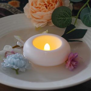 Flameless LED Floating Waterproof Plastic Candles Tea Light Romantic Flickering Votive Wax <strong>Tealight</strong> for Party Bathroom Decor - Product Image 3
