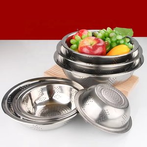 Panier <span class=keywords><strong>de</strong></span> drainage perforé en acier inoxydable avec bac <span class=keywords><strong>de</strong></span> trop-plein épaissi, <span class=keywords><strong>un</strong></span> évier <span class=keywords><strong>de</strong></span> <span class=keywords><strong>cuisine</strong></span> polyvalent pour laver les légumes et les tamiser - Product Image 1