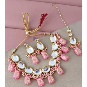 Conjunto de collar Kundan con dijes para mujer, chapado en oro sobre latón, estilo étnico indio - Product Image 1