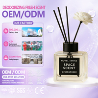 Botol Diffuser Tanpa Api Koleksi Hotel OEM, Pengharum Ruangan Mewah, Penyerap Bau, Kaca Persegi, Aroma Teh Floral