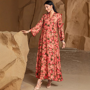 BA5017 nuovo maniero rosa 3D stampato elegante modesto abito in poliestere traspirante Abaya per le donne mediorientali per <span class=keywords><strong>la</strong></span> primavera Eid - Product Image 1