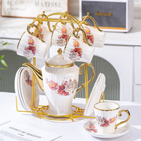 Service à thé en céramique floral 2026 Europe pour la maison, tasses à café dorées, assiette à goûter, théière, coffret cadeau pour fête