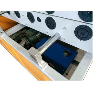 Machine de formage de rouleaux de toiture métallique sur site de calibre 24, utilisée pour les travaux de toiture métallique résidentiel et <span class=keywords><strong>commercial</strong></span> léger - Product Image 3