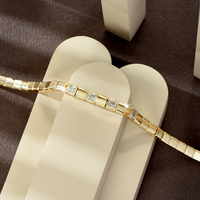 Bracelet tennis moderne en zircon cubique blanc taille princesse pour femme, idéal pour le quotidien, le bureau ou comme cadeau d'anniversaire B169