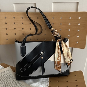 <span class=keywords><strong>Sac</strong></span> fourre-tout color block <span class=keywords><strong>pour</strong></span> <span class=keywords><strong>femme</strong></span>, <span class=keywords><strong>grand</strong></span> <span class=keywords><strong>sac</strong></span> à main en cuir PU avec foulard en soie, <span class=keywords><strong>sac</strong></span> à bandoulière décontracté <span class=keywords><strong>pour</strong></span> le bureau - Product Image 1