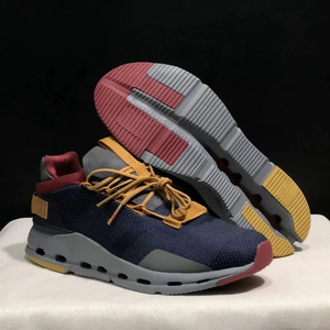 2025 nouvelles chaussures de sport antidérapantes pour hommes polyvalent respirant léger décontracté maille chaussures de course à semelles souples paniers tendances - Product Image 1