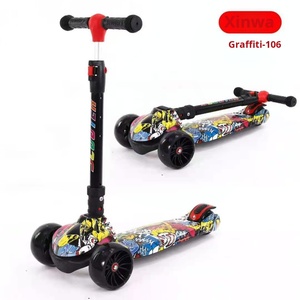 Les fabricants fournissent des trottinettes pour enfants de 2 à 9 ans, graffiti, musique, skateboard pliable à trois roues, luge, vente en gros - Product Image 1
