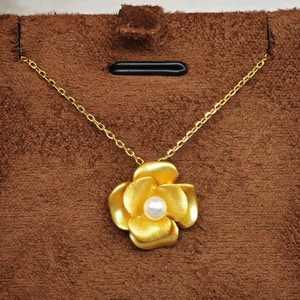 UM Jewelry 925 Silver <b>Gold</b> Plated Flower Shape Minimalist Pendant <b>Necklace</b> Natural Freshwater <b>Pearl</b> Unisex Engagement Wedding - Product Image 4