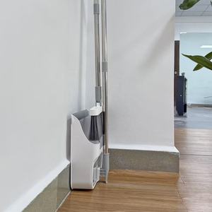 Realida, producto de limpieza, almacenamiento de puerta de <span class=keywords><strong>armario</strong></span>, juego compacto de escoba y recogedor de plástico para el hogar - Product Image 3