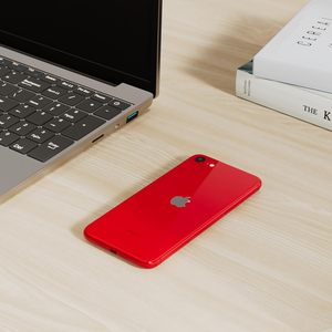 Đổi mới cho <span class=keywords><strong>Apple</strong></span> cho <span class=keywords><strong>iPhone</strong></span> <span class=keywords><strong>SE</strong></span> 3rd Gen 64GB Màu Đỏ-Mở khóa điện thoại di động đã qua sử dụng - Product Image 2