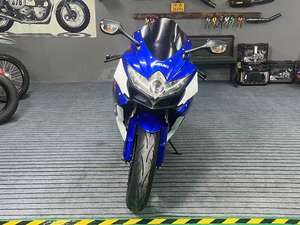 <span class=keywords><strong>Suzuki</strong></span> <span class=keywords><strong>GSX</strong></span> <span class=keywords><strong>600</strong></span> Moto Sportiva da Corsa a Quattro Cilindri in Linea Raffreddati a Liquido, Omologata per Uso Stradale - Product Image 5