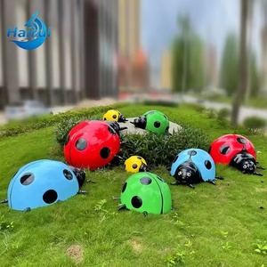 Estatuas de Resina de Insectos de Fibra de Vidrio de Gran Tamaño para Jardín Exterior, Mariposas, Caracoles, Mariquitas, Mantis, para Eventos - Product Image 6