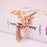 Alliage de zinc métal cristal luxe arme Revolver pistolet forme Promotion mode diamant porte-clés porte-clés pour cadeau Souvenir