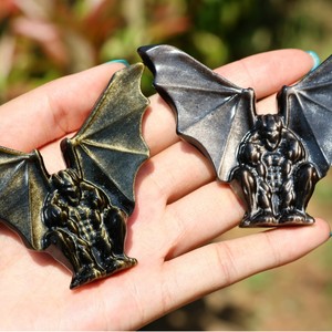 Sculpture de gargoyle <span class=keywords><strong>en</strong></span> <span class=keywords><strong>pierre</strong></span> de cristal naturelle, obsidienne dorée sculptée, pour la décoration de la maison - Product Image 1