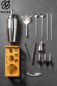 <span class=keywords><strong>11</strong></span> pièces Premium Bar Tool Essentials Home Barman Kit avec métal Martini Cocktail Shaker Set Support en bambou pour Home Bartending - Product Image 3