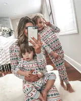 ファミリークリスマスパジャマツリーとスノーフレークプリント親子ホームセット女性パジャマXMasファミリーマッチングスーツパジャマ