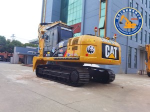 Excavadora Usada en Japón, Caterpillar 320DL/320D2/320D2L de 20 Toneladas, Modelo 2021, de Segunda Mano, con Motor y Bomba, 2000 Horas, en Stock - Product Image 3