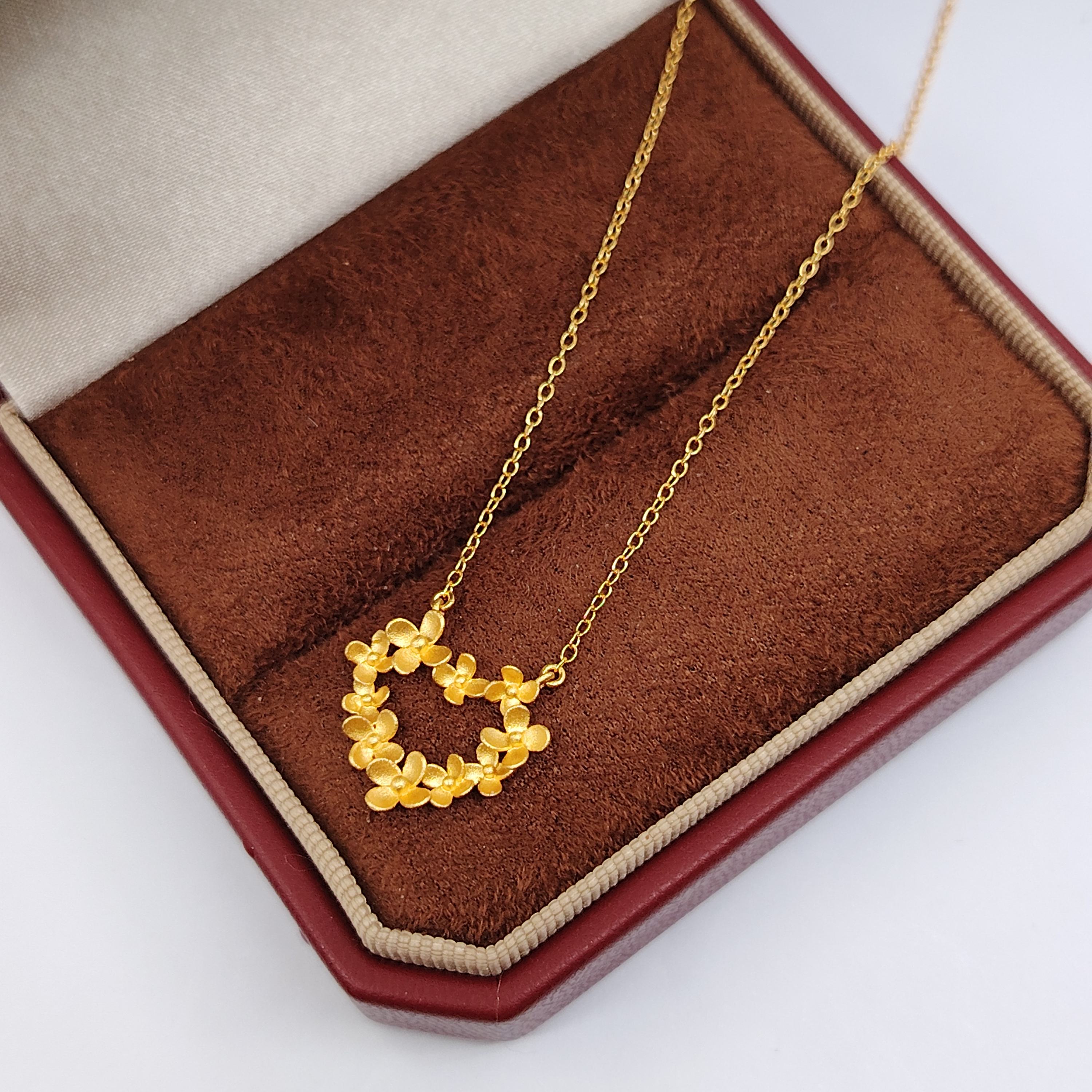 สีเหลือง