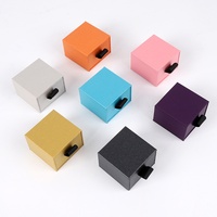Boîte Cadeau Carrée en Carton Rigide Épaissi pour Bijoux, Vente en Gros, Style Tendance, pour Bagues, Boucles d'Oreilles, Pendentifs, Emballage de Rangement en Papier