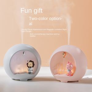 Lele <span class=keywords><strong>Duo</strong></span> Diffuser <span class=keywords><strong>Aroma</strong></span> USB Kreatif Baru Bentuk Boneka Kartun Magnetik Planet Rumah Tangga 100ML Di Bawah 36dB Grosir Kustom - Product Image 4