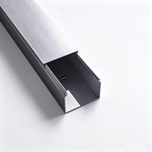 Profilé <span class=keywords><strong>en</strong></span> aluminium extrudé 6063 T5 durable et facile à installer pour la fixation <span class=keywords><strong>de</strong></span> câbles <span class=keywords><strong>de</strong></span> déneigement <span class=keywords><strong>de</strong></span> gouttières <span class=keywords><strong>de</strong></span> toit, applications au sol/mur - Product Image 2