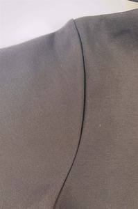 Pull à capuche en éponge française pour hommes, coupe régulière, conception personnalisée, logo imprimé numérique, motif uni, teint pour la saison d'automne. - Product Image 5