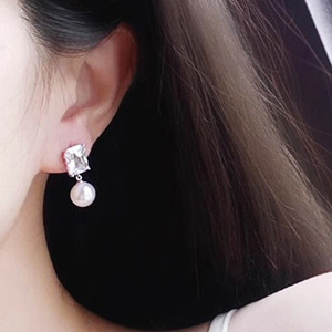 Orecchini Pendenti con Perle Simulate per Donne, Gioielli Eleganti, Delicati e alla Moda - Product Image 2