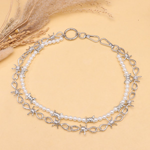 Cadena de cintura Yueli Trendy Pearl Spike de doble capa con púas y perlas de imitación para uso diario. - Product Image 3