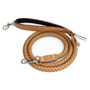 Cuerda de seguridad para mascotas en el coche, collar trenzado de cuero para coche, correa para perros, cinturón de seguridad para el asiento trasero del coche, hecho a medida - Product Image 1