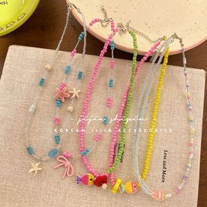 Collar de acrílico personalizado con cuentas de colores de dibujos animados. Soporte para teléfono. Adecuado para niñas. - Product Image 6