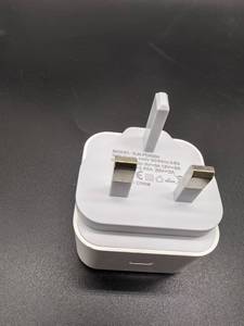 Venta caliente <span class=keywords><strong>precio</strong></span> de fábrica 40W Reino Unido enchufe PD <span class=keywords><strong>cargador</strong></span> rápido USB C <span class=keywords><strong>cargador</strong></span> súper rápido para Iphone17 16 15 <span class=keywords><strong>14</strong></span> - Product Image 4