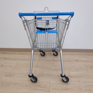 Chariot durable zingué argenté de chariot à provisions du marché russe 100L avec la structure de maille réglée de bébé - Product Image 3