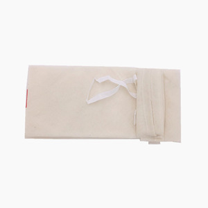 Bandage de la Croix Rouge 90x90x127cm en pur coton, pansement médical de premiers secours pour l'entraînement - Product Image 2