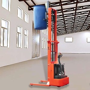 Apilador de bidones eléctrico Kuku YL650B, capacidad de 650 kg, altura de elevación de 2400 mm, para bidones de plástico de 200 L - Product Image 1