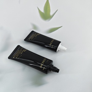 Nouvel arrivage 2026 – Tube cosmétique ovale en plastique noir 50 ml, forme ovale, avec logo personnalisé estampé à chaud doré et capuchon - Product Image 6