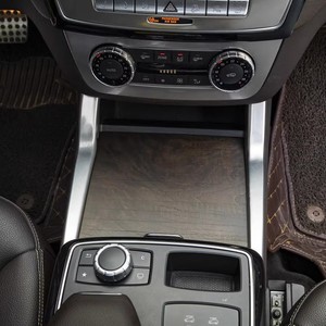 Xingbaiwang - Tira Decorativa para Portavasos de Consola Central de Coche, Acero Inoxidable, Textura de Fibra de Carbono Plateada, para Mercedes-Benz ML GL GLS GLE - Product Image 3