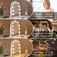 Miroir de maquillage sur pied personnalisable à écran tactile, design arqué, cadre métallique, avec 9 ampoules LED réglables