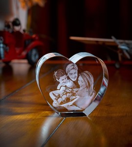 Familien-Tischdekoration 3D-Geätzter Herzförmiger Kristall-Fotopapier-Drücker - Product Image 6
