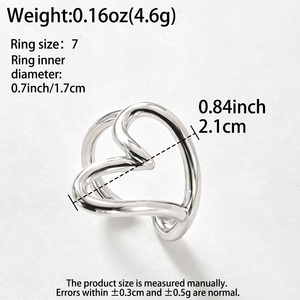 Anillo de acero inoxidable de lujo, elegante, atemporal, de primera calidad, con acabado pulido espejo, diseño de corazón hueco, banda abierta ajustable, para ocasiones especiales. - Product Image 6