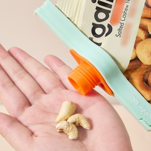 Pinzas Selladoras de Plástico con Logotipo/Color Personalizado, Portátiles, para el Hogar, para Almacenar Bolsas de Alimentos y Snacks, Promocionales, para Mantener la Frescura - Product Image 1