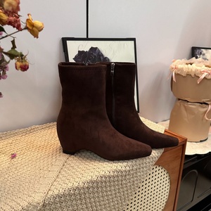 Nouvelles <span class=keywords><strong>Bottines</strong></span> Femme 2025 Style Français à Bout Carré et Talon Épais, Collection Automne/Hiver et Été – Bottes Tendance Cheryl Evergreen - Product Image 6