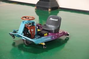 รถดริฟท์ไฟฟ้า Drift F1 -500W 36V สำหรับเช่า เหมาะสำหรับสวนสนุก ผู้ใหญ่และเด็ก หมุนได้ 360 องศา ขายส่ง B2B จากโรงงาน - Product Image 3