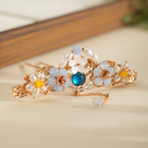 Nouvelle couronne de cheveux de style chinois faite à la main avec embellissement floral, épingle à cheveux, pendentif frontal, épingle à cheveux Hanfu, épingle à cheveux rétro, ancienne. - Product Image 3
