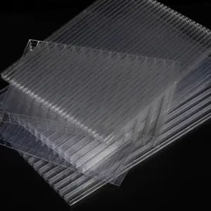 Panneaux de serre en polycarbonate transparent à double paroi