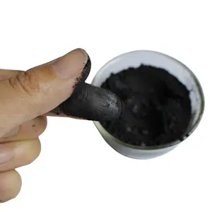 中国制造商高碳石墨坩埚使用天然鳞片石墨